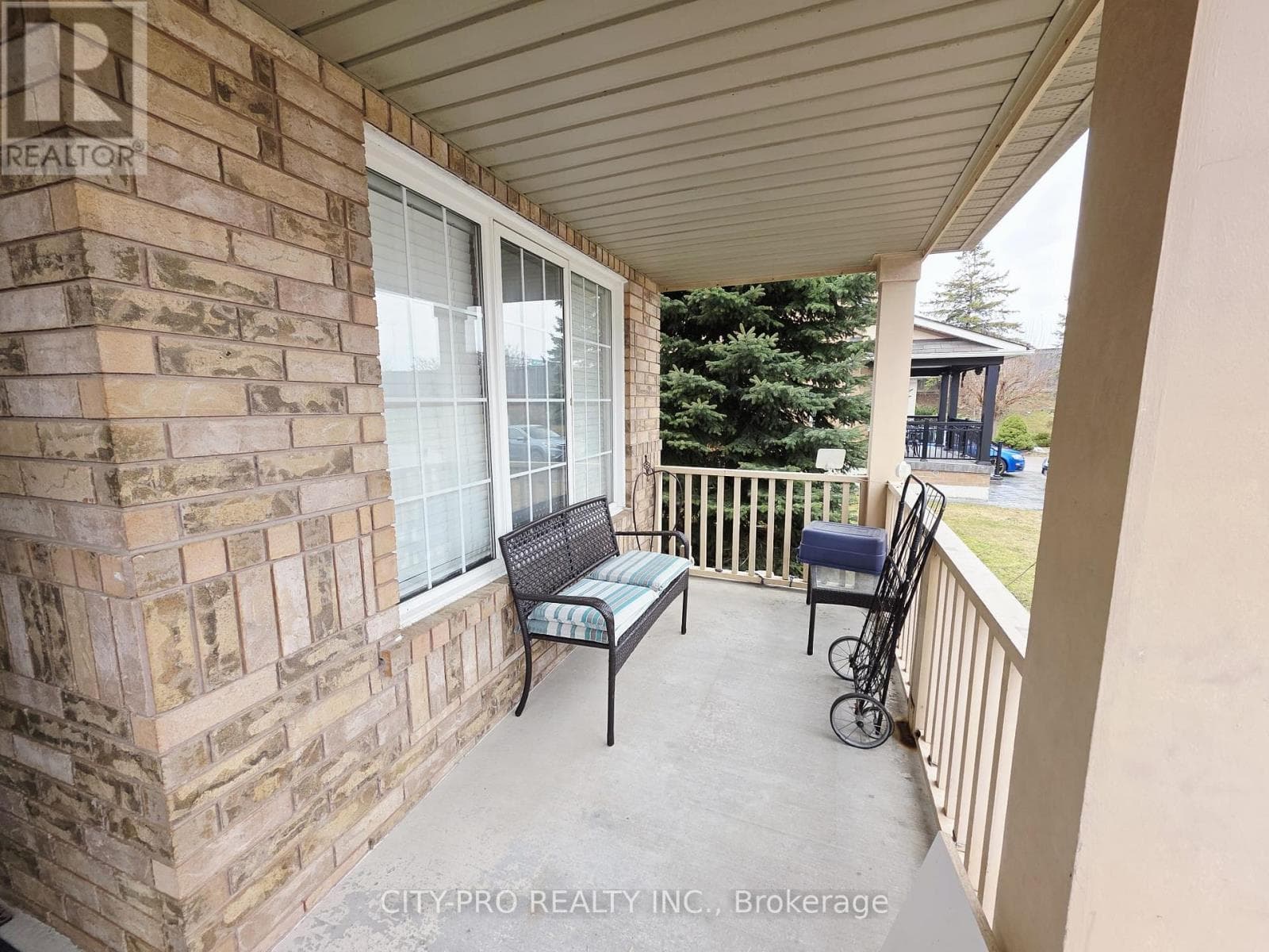 69 MAINLAND CRESCENT photo 4