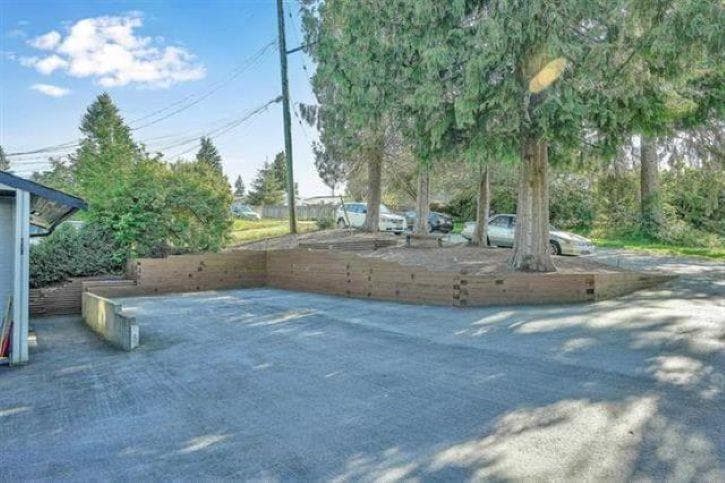 7794 141B STREET photo 4