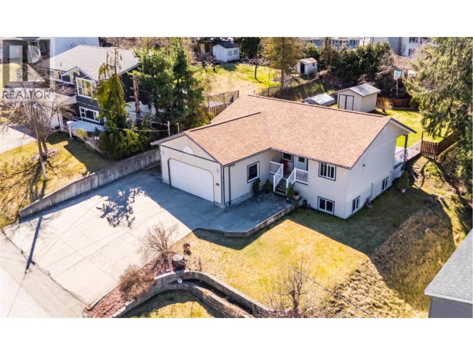 3 bed 3 bath single family at 113 Cedar Avenue — $599,900