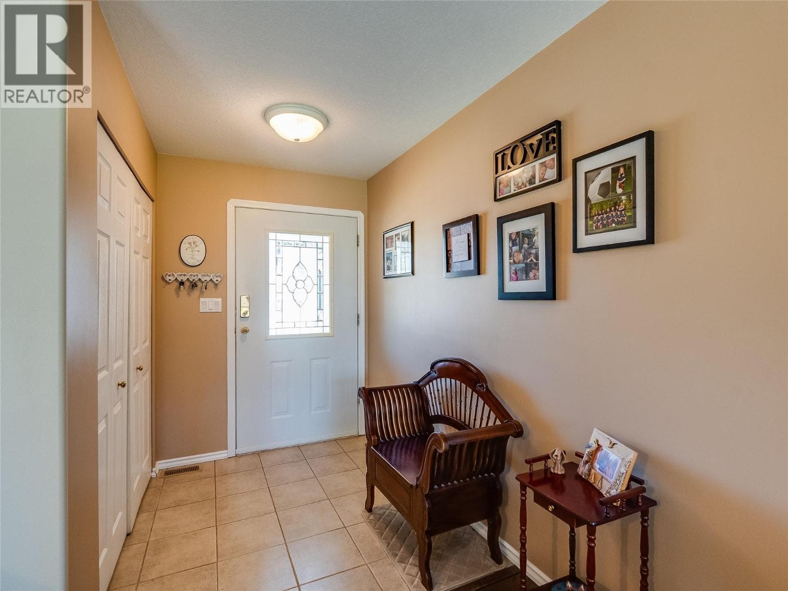 113 Cedar Avenue photo 4