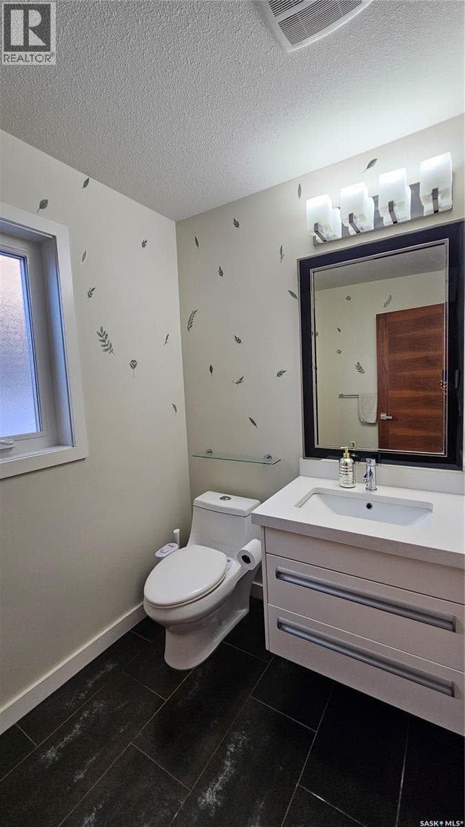 435 Pichler CRESCENT — photo 4