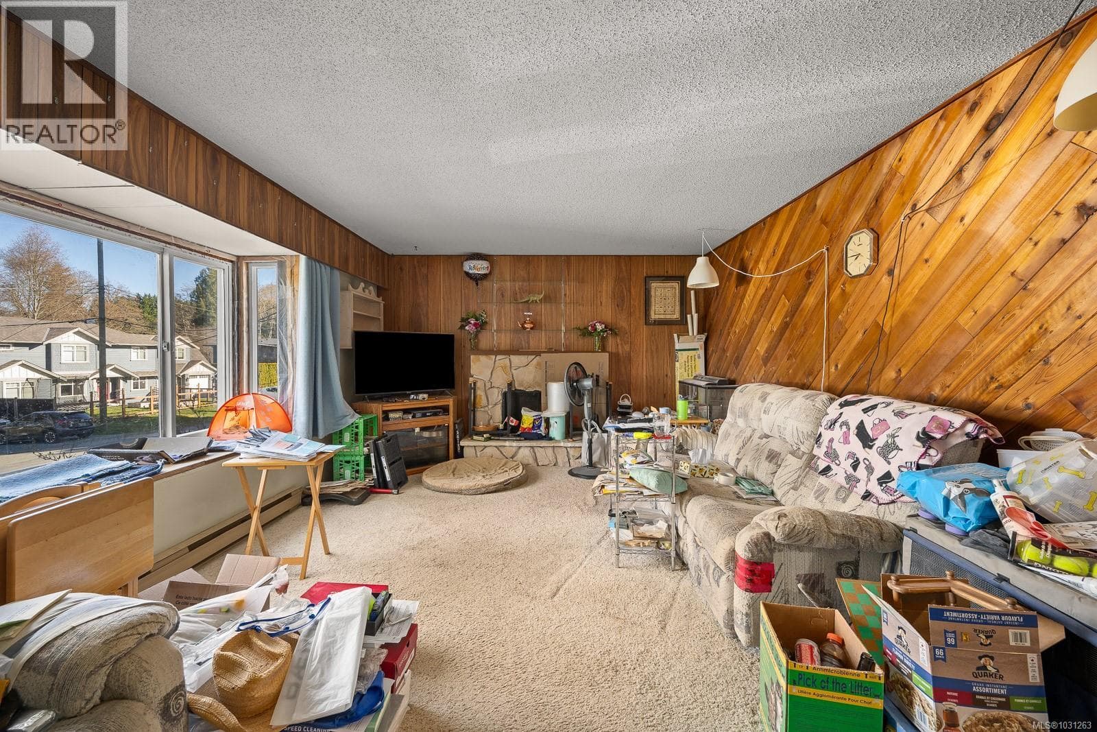 2695 Paula Pl photo 5