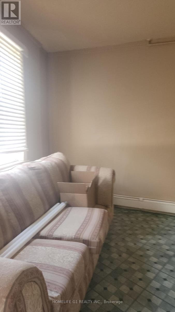 42 RIVERSIDE DRIVE photo 5
