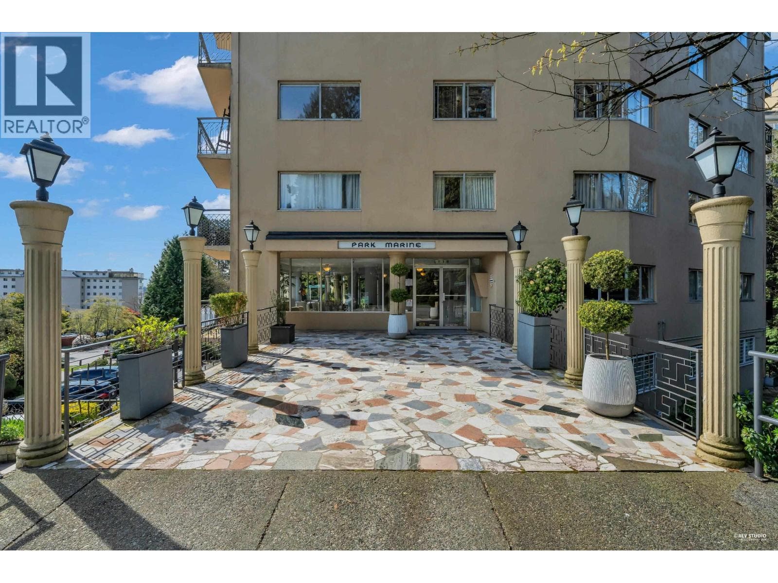 1 bed 1 bath single family at 404 1930 MARINE DRIVE — $575,000