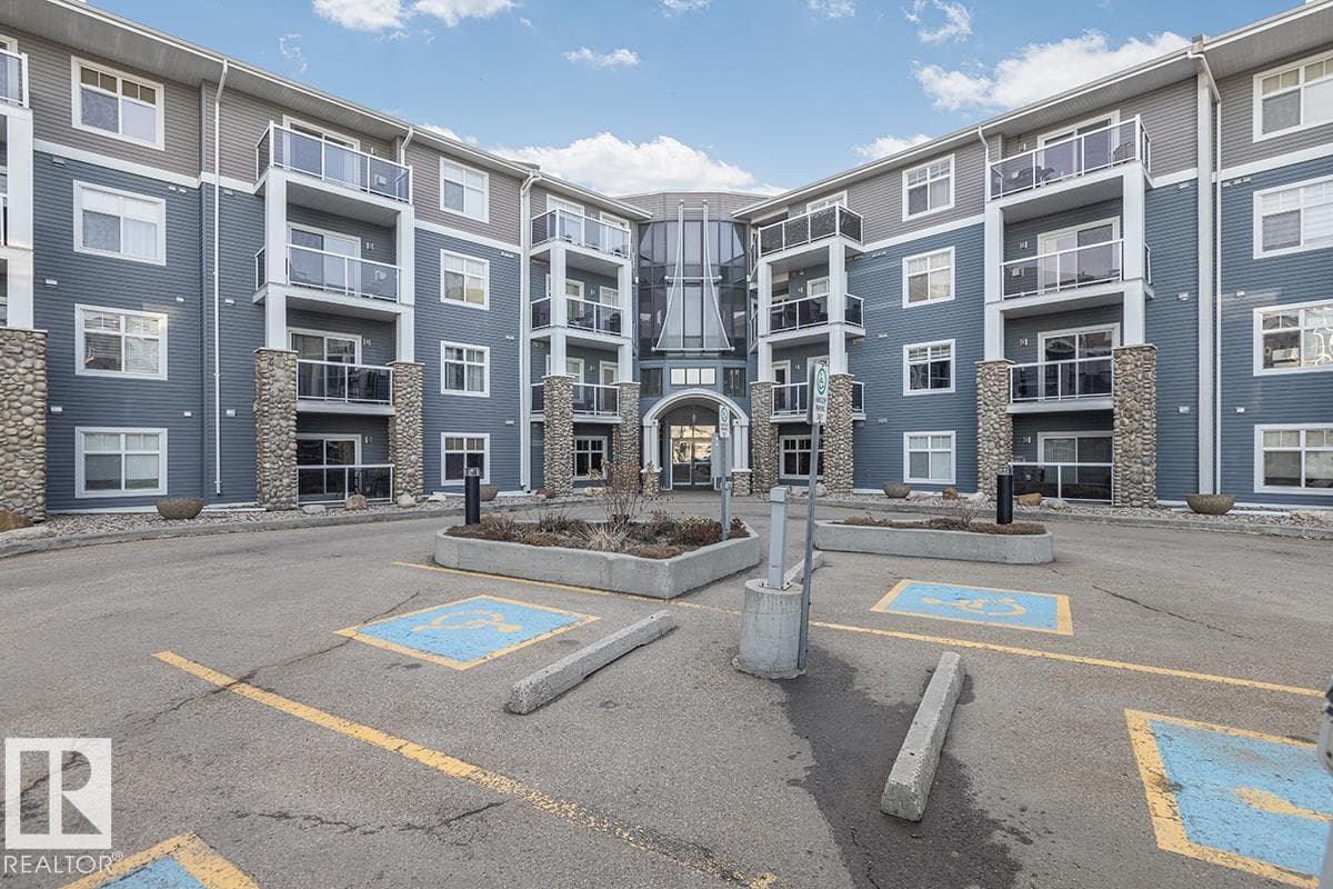 #225 16035 132 ST NW
