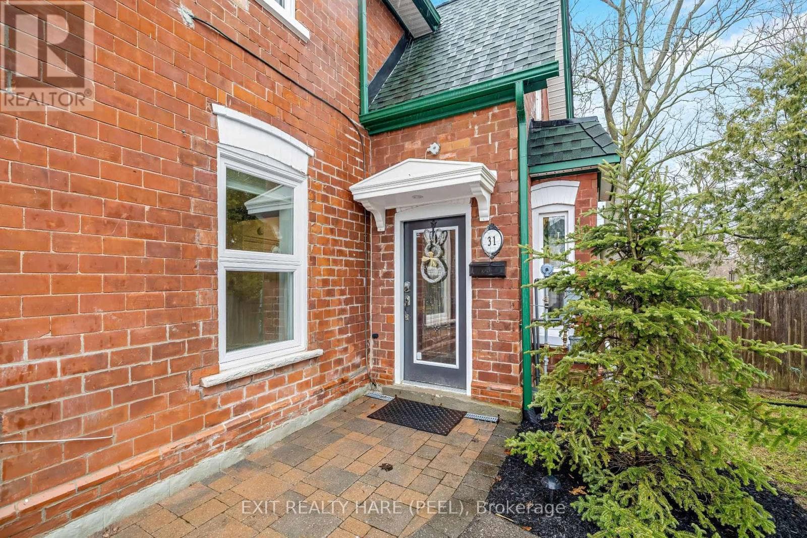31 BROCK STREET photo 4