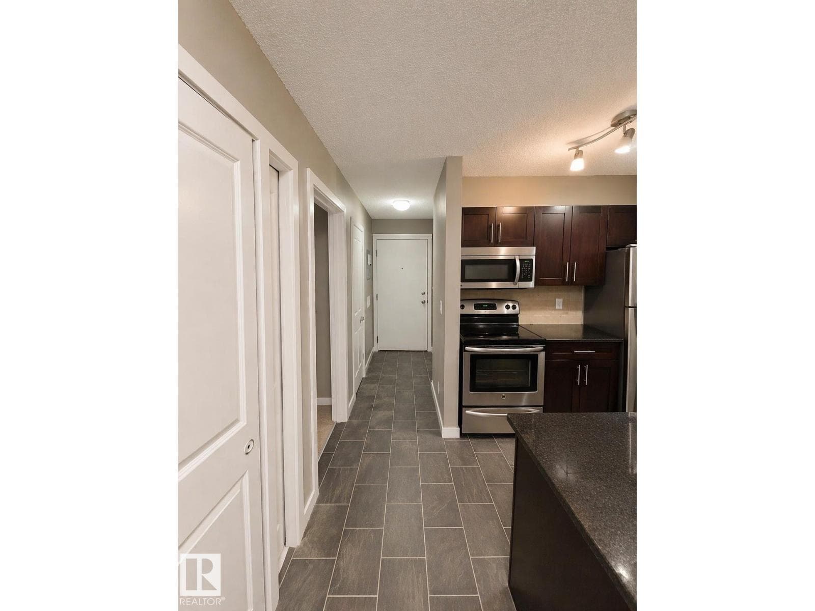209 107, watt commom SW photo 2