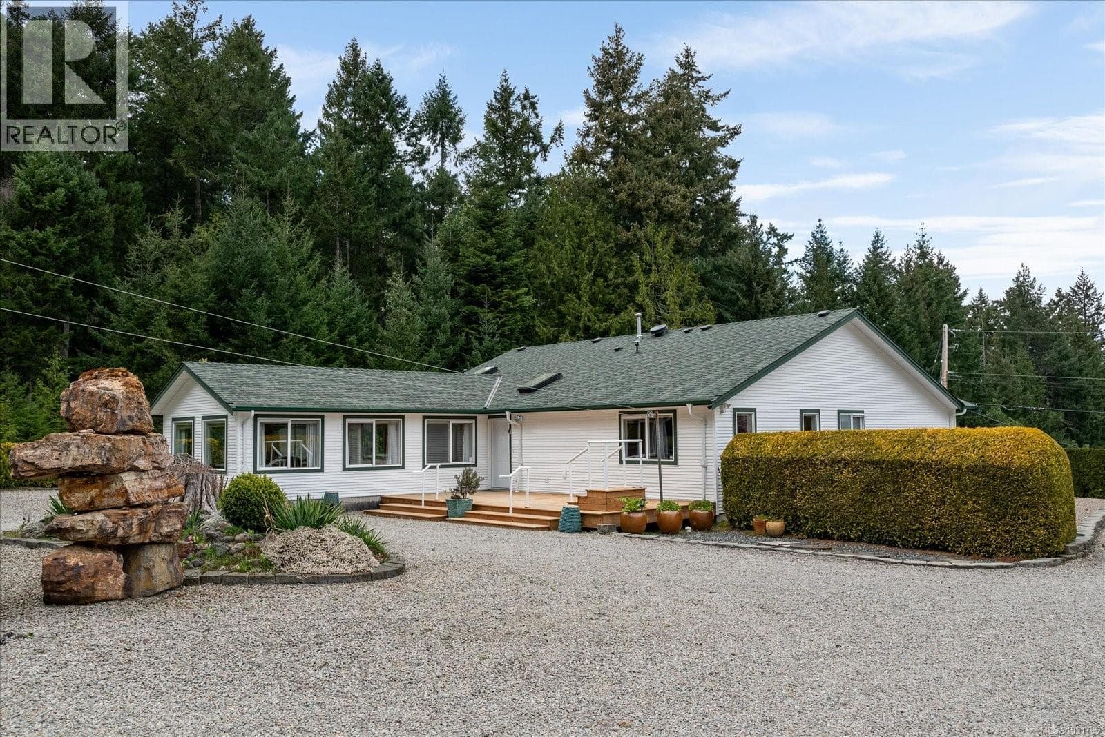 3 bed 3 bath single family at 548 Fourneau Way — $1,350,000