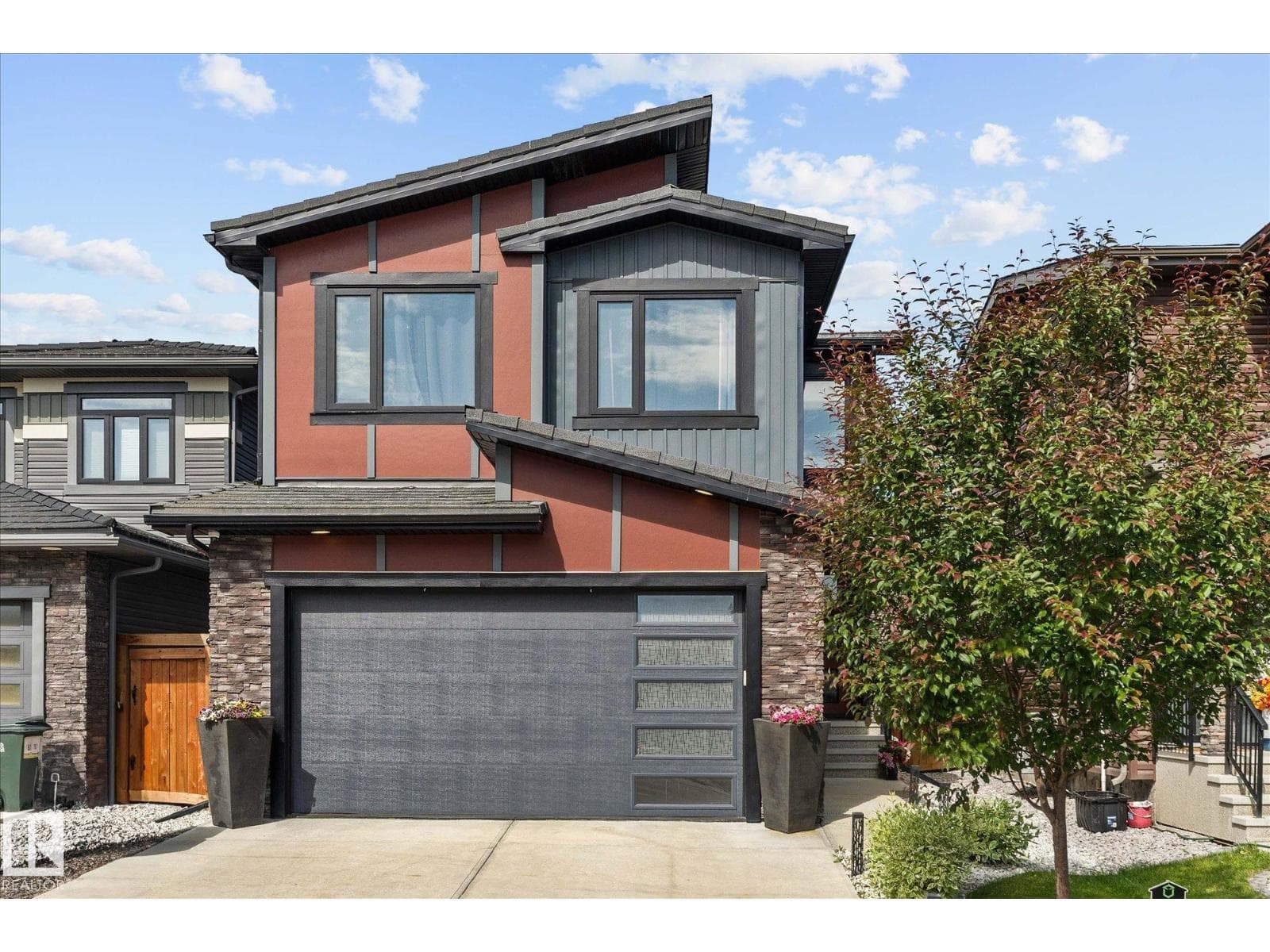 4 bed 4 bath single family at 9 Brunswyck CR — $669,900