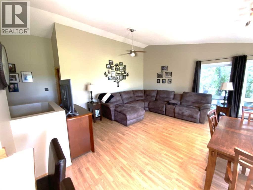 231052 330 Township — photo 4