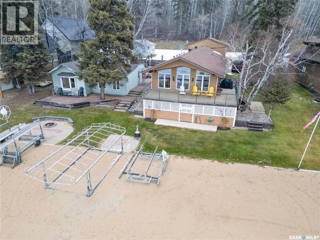 318 Neis DRIVE photo 2