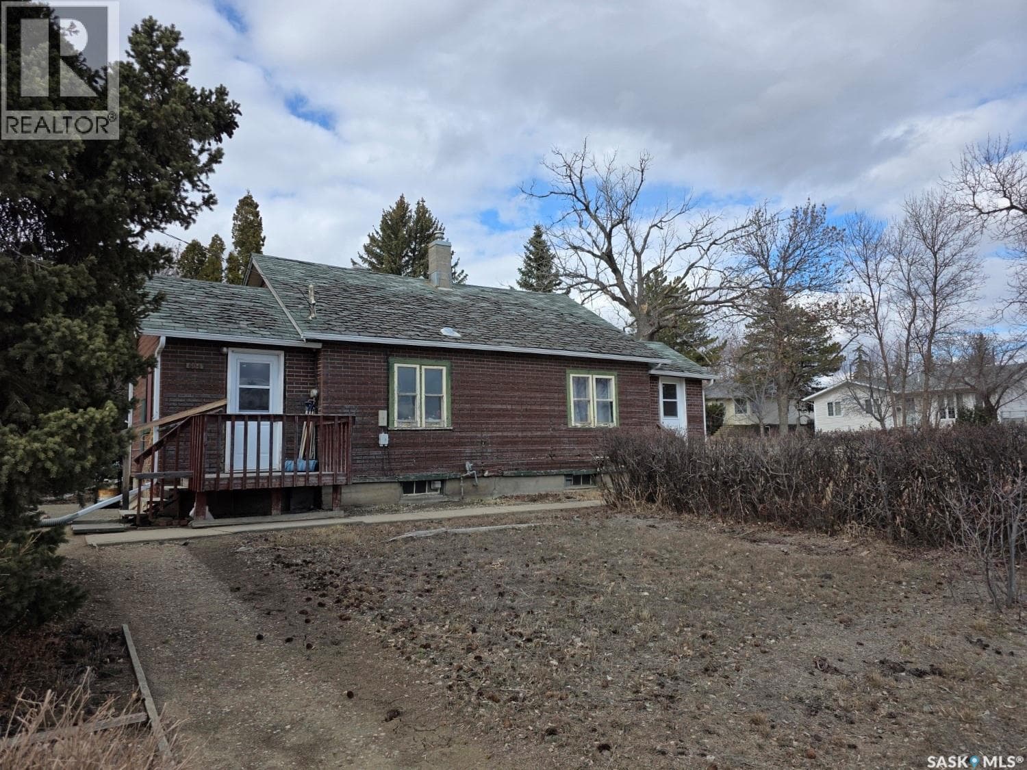 604 3rd AVENUE NW photo 2