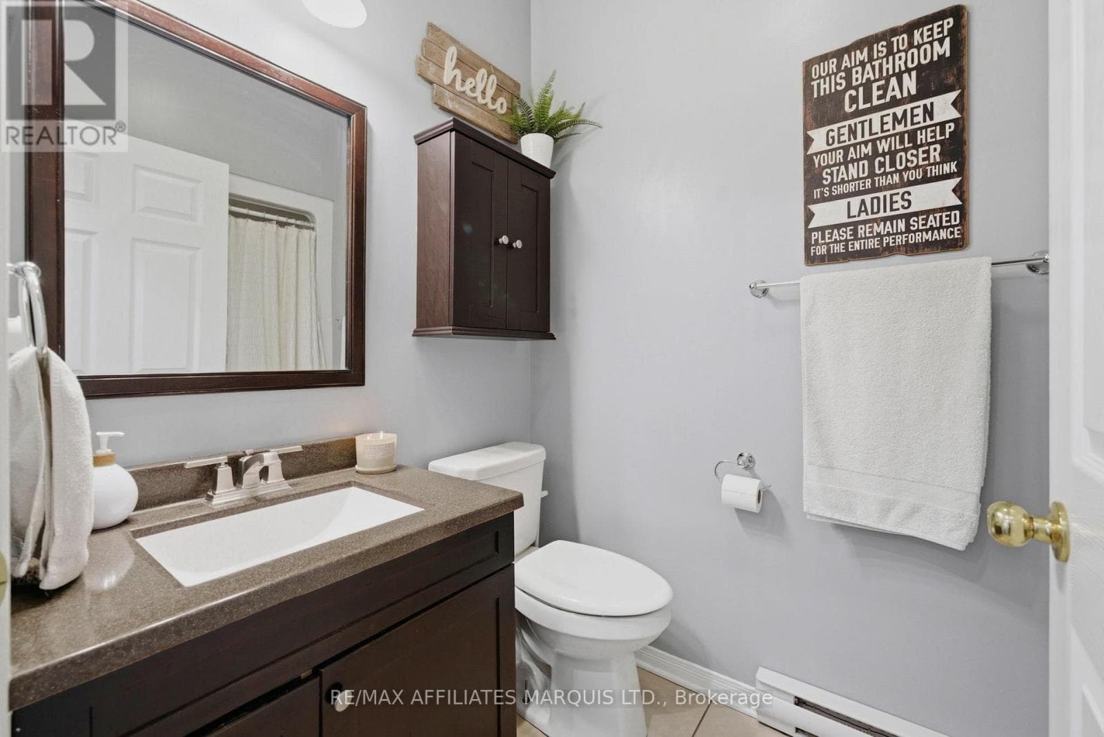4822 DELANEY ROAD photo 4