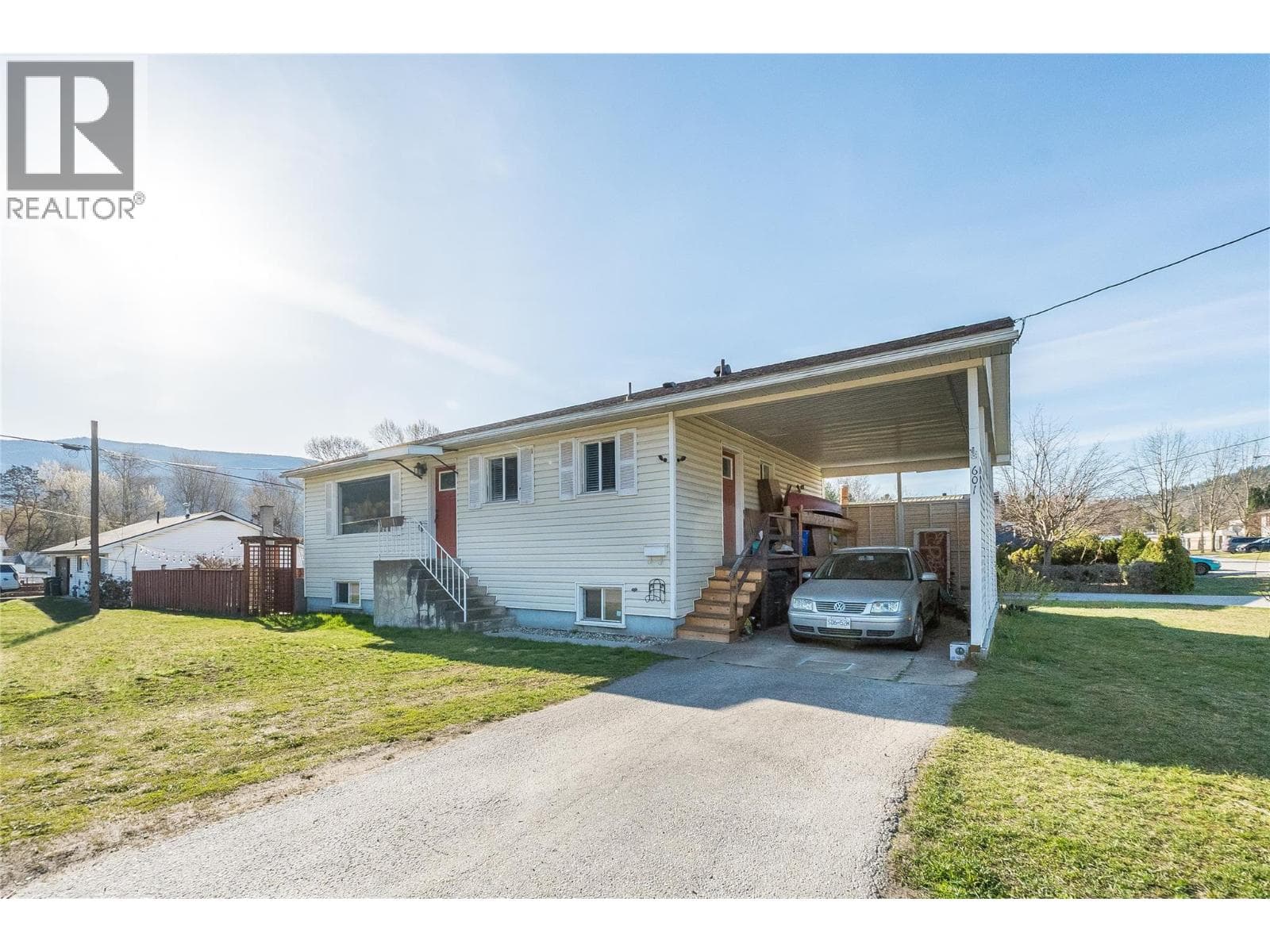 601 6th Avenue photo 2