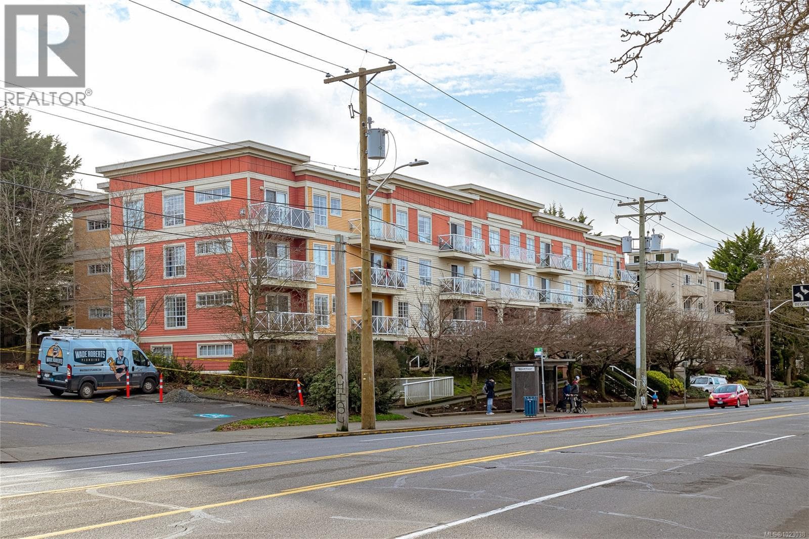 2 bed 2 bath single family at PH 10 1371 Hillside Ave — $538,800