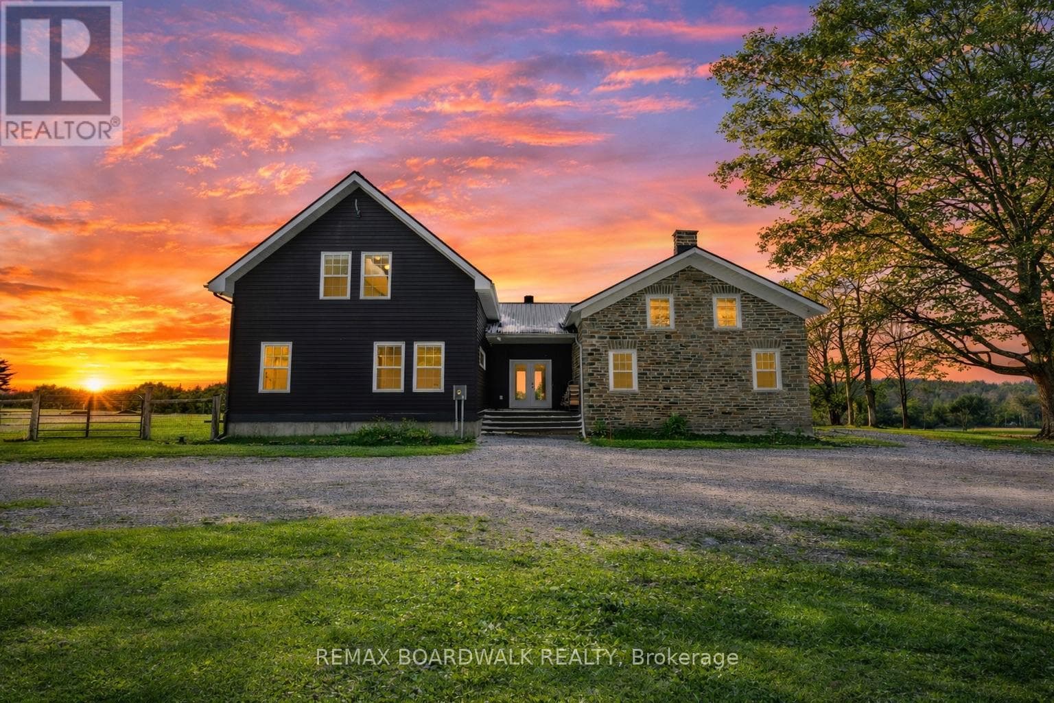 5 bed 3 bath single family at 4701 4TH CONCESSION ROAD — $1,249,000