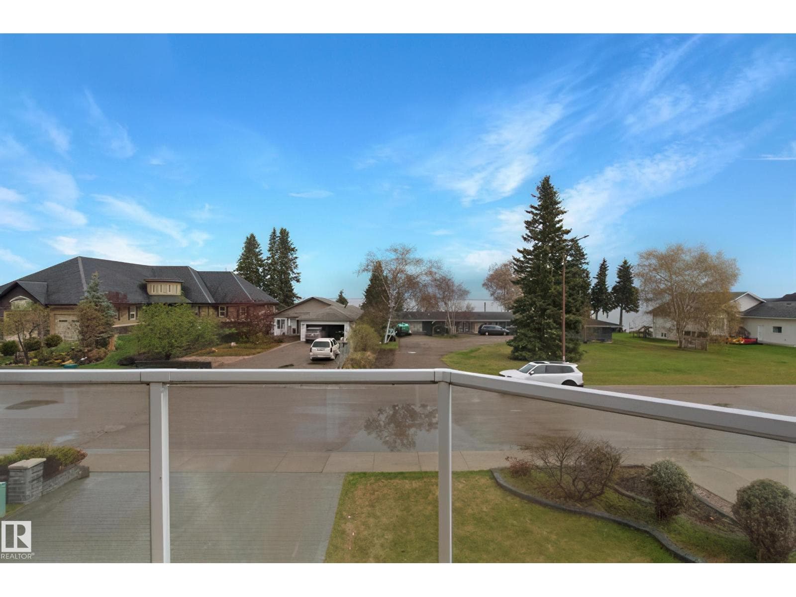 807 BEACH AV — photo 2