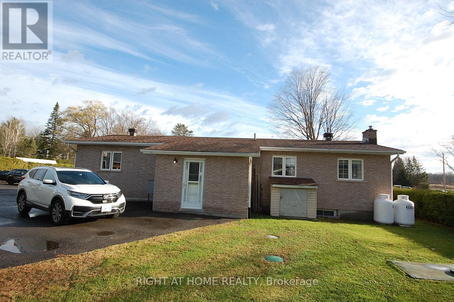 312 RAMAGE ROAD photo 3