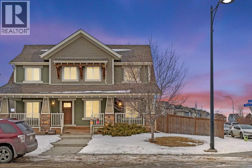 3 bed 3 bath single family at 333 Mahogany Boulevard SE — $579,900