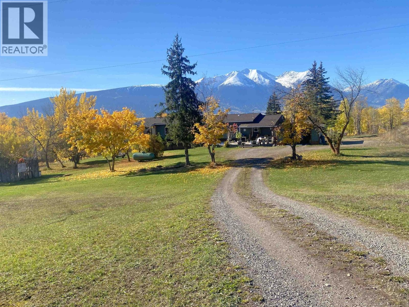 3 bed 3 bath single family at 6035 OLD BABINE LAKE ROAD — $998,000