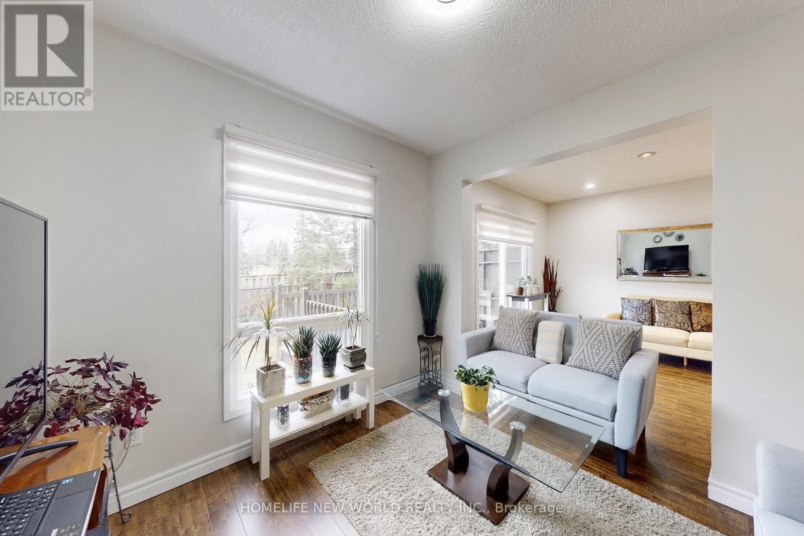 179 CAMPBELL AVENUE photo 4