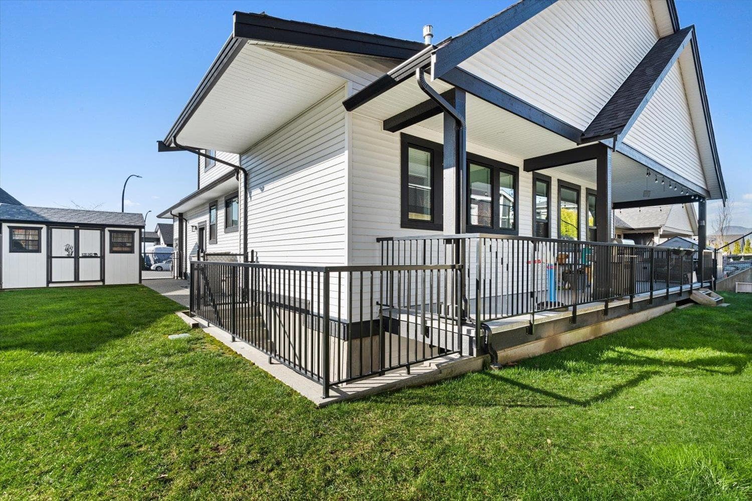 50952 SOPHIE CRESCENT, Eastern Hillsides photo 2