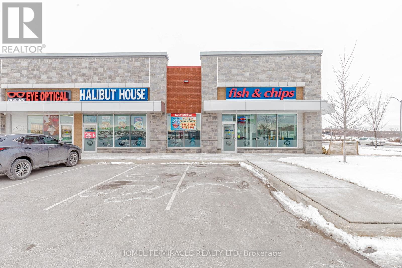 business at 6 & 7 - 1840 MAJOR MACKENZIE DRIVE — $349,000