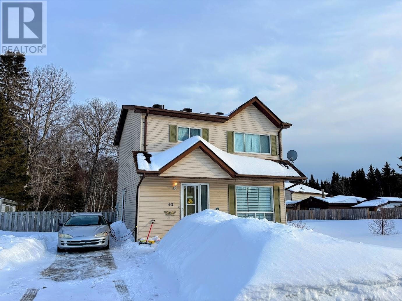 3 bed 1 bath single family at 43 Poplar CRES — $179,900