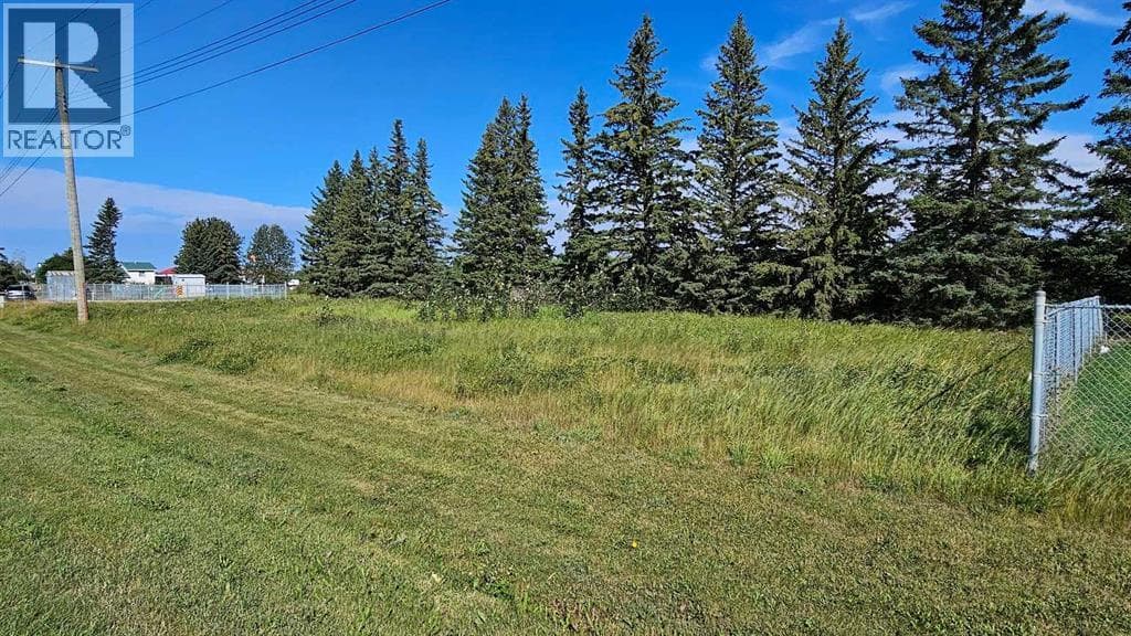vacant land at 716 Main Avenue W — $144,900