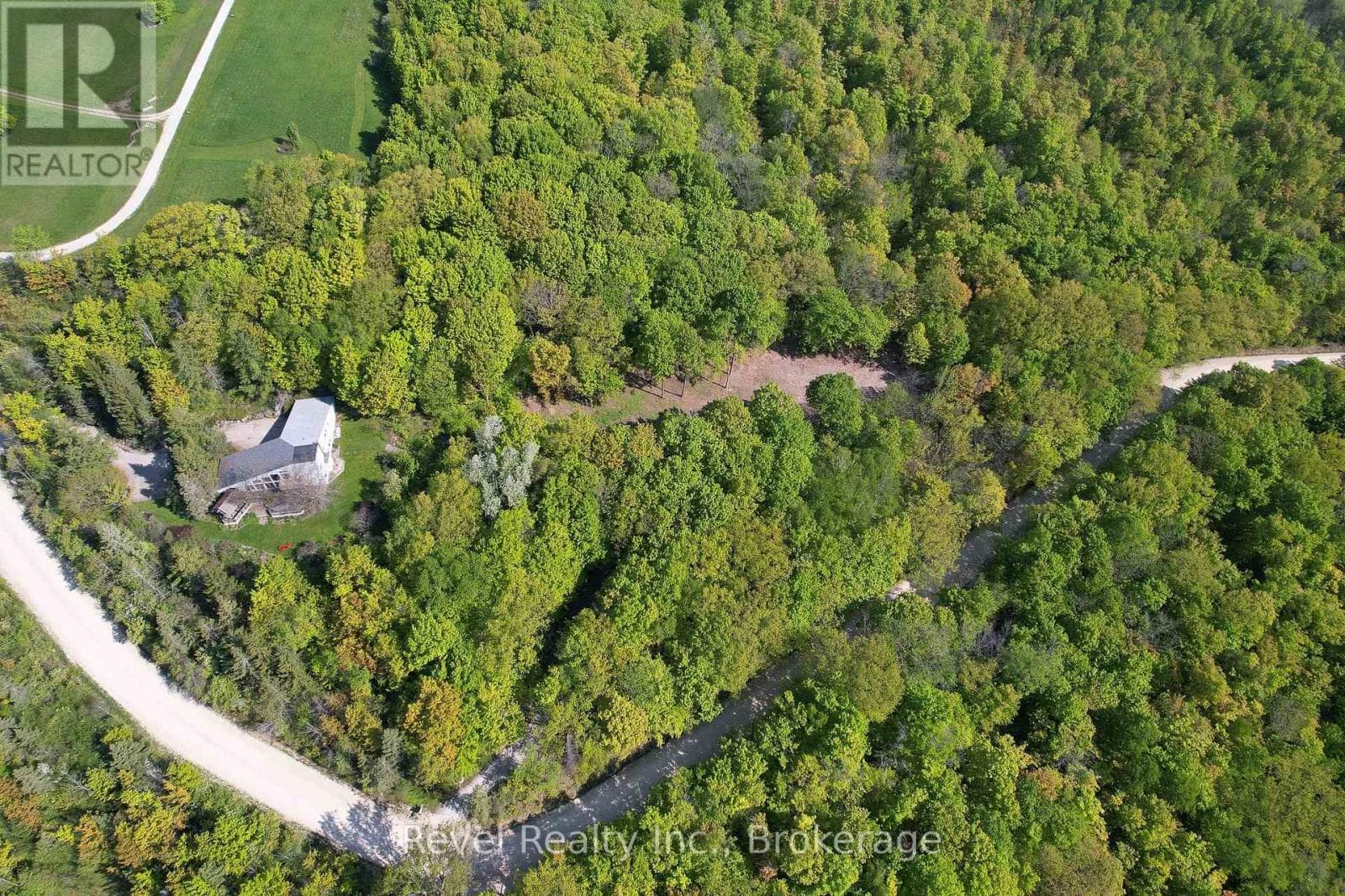 609669 12TH SIDE ROAD photo 2