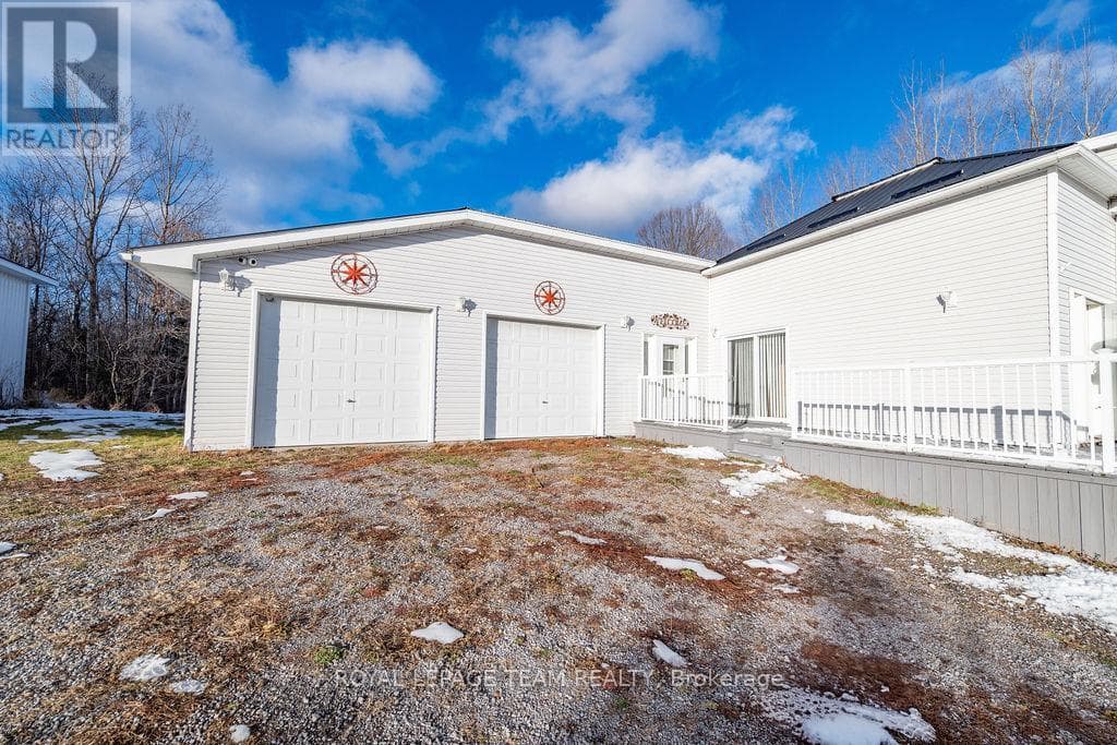 1150 CONSTANT LAKE ROAD photo 3