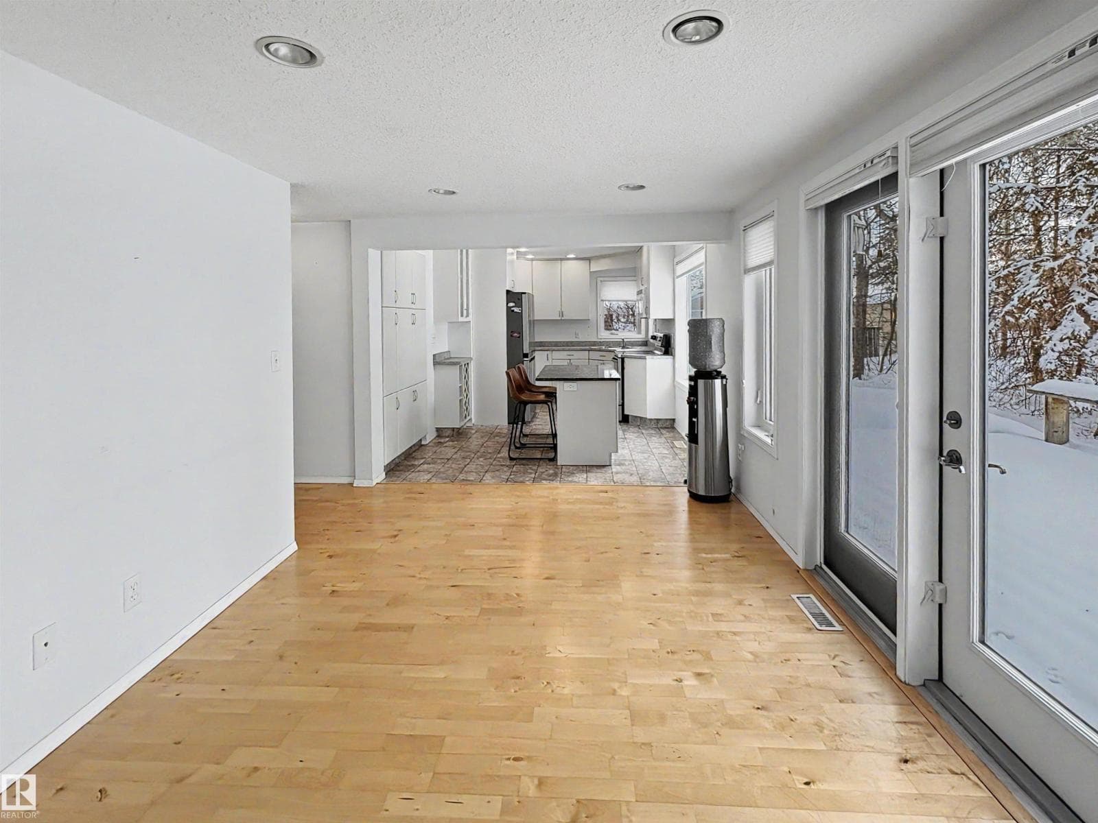 #4 Kingbird RD photo 3