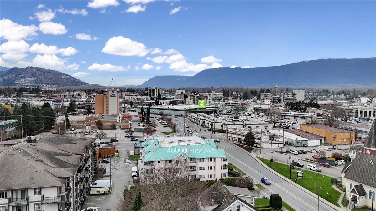 102 46000 FIRST AVENUE, Chilliwack Downtown photo 4
