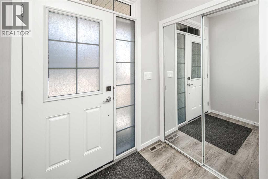 94 Yorkstone Heath SW photo 5