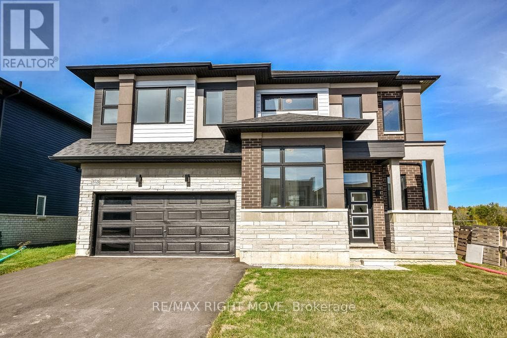 4 bed 4 bath single family at 3721 QUAYSIDE DRIVE — $1,099,999