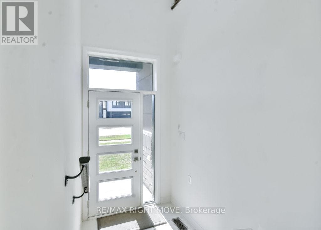 3721 QUAYSIDE DRIVE photo 4