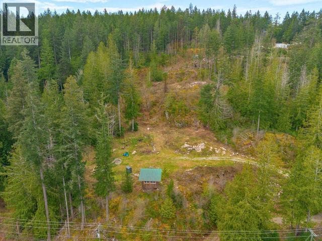 1731 HIGHWAY 101 photo 5