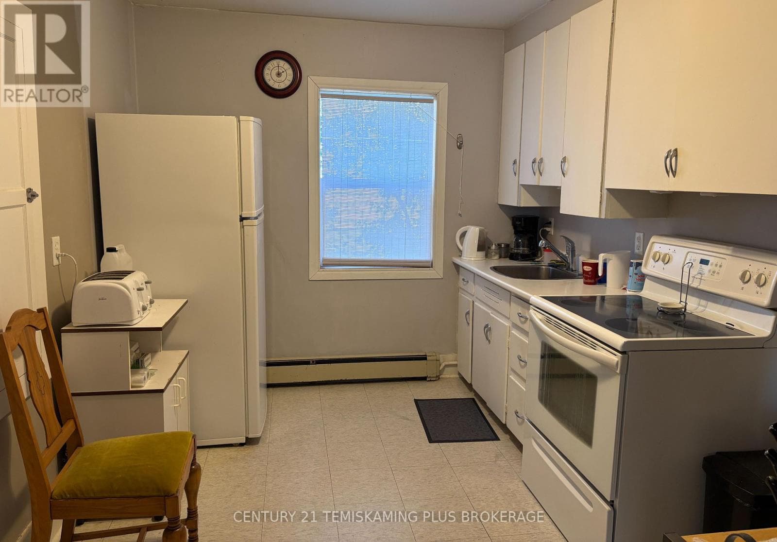 69 MCCAMUS AVENUE photo 3