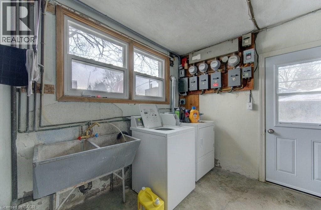 109 ETON Drive photo 2