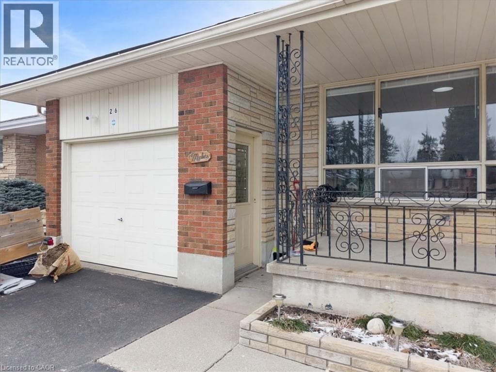 26 WILTSHIRE Drive photo 2