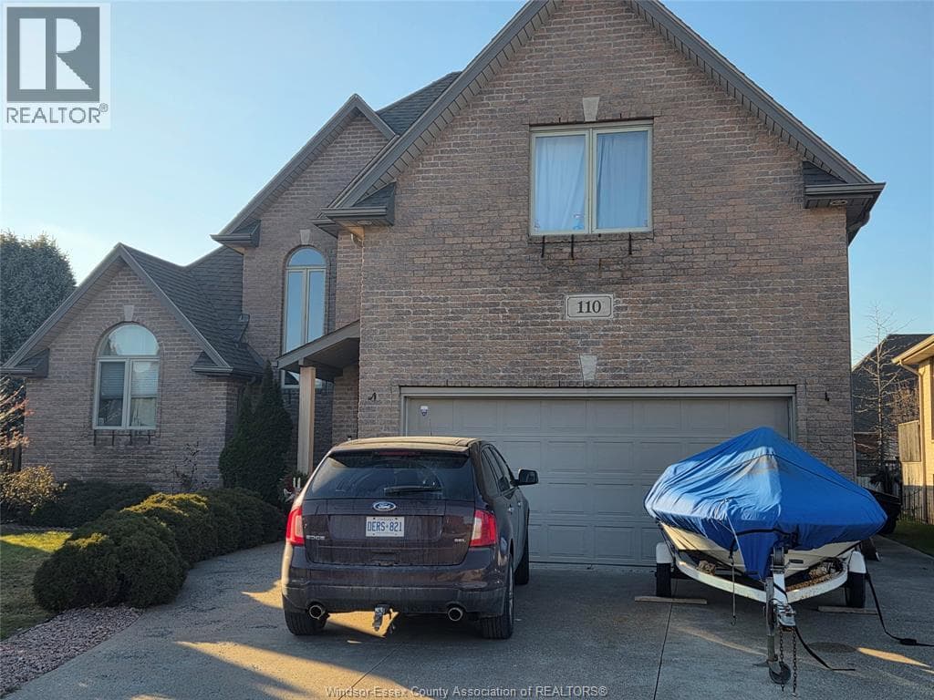 110 SYLVANO CRESCENT photo 2
