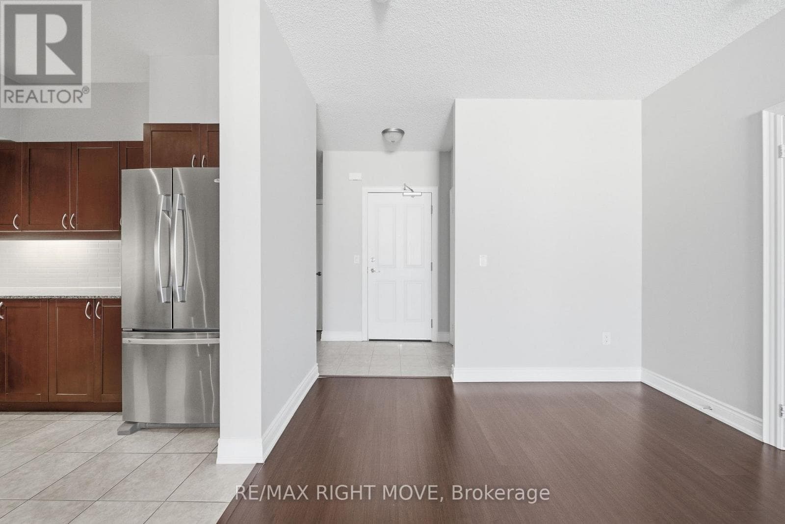 507 - 354 ATHERLEY ROAD photo 2