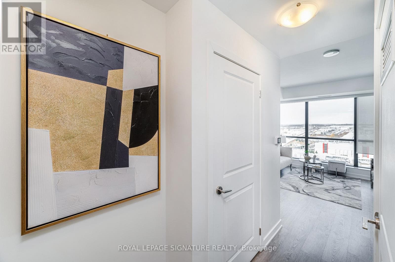 1503 - 120 EAGLE ROCK WAY photo 2