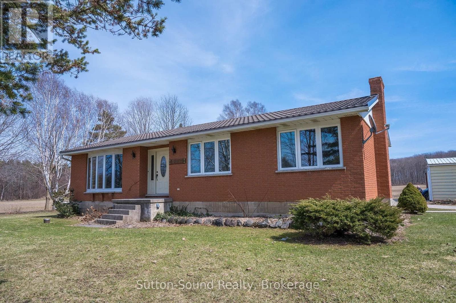 4 bed 2 bath agriculture at 458523 8 CONCESSION — $1,099,000