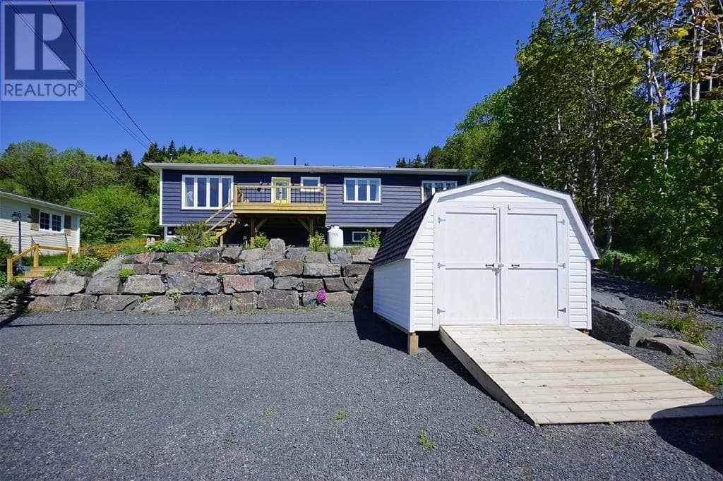 3 bed 2 bath single family at 4 Main Road — $274,900