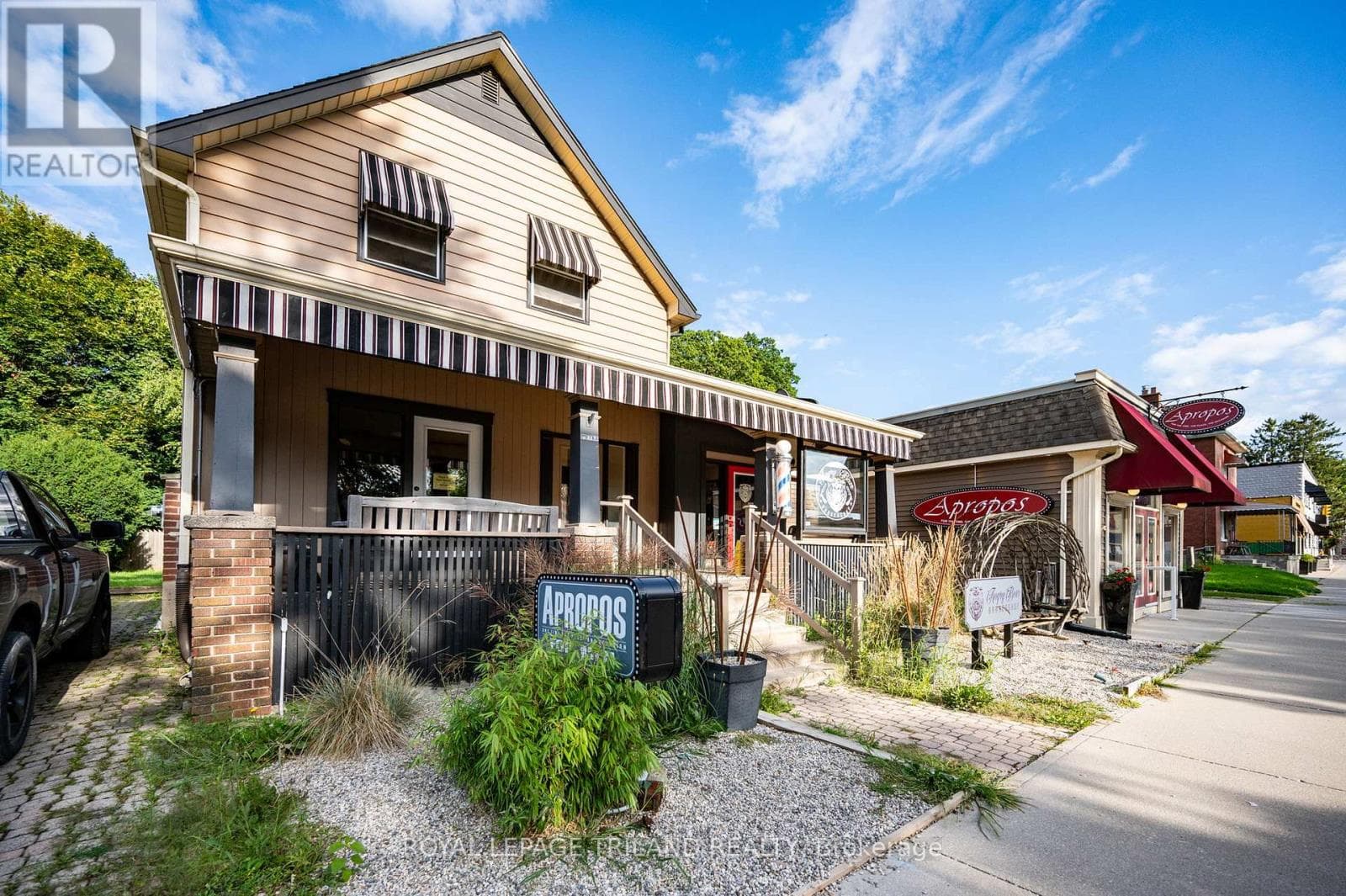 227 COLBORNE STREET photo 4