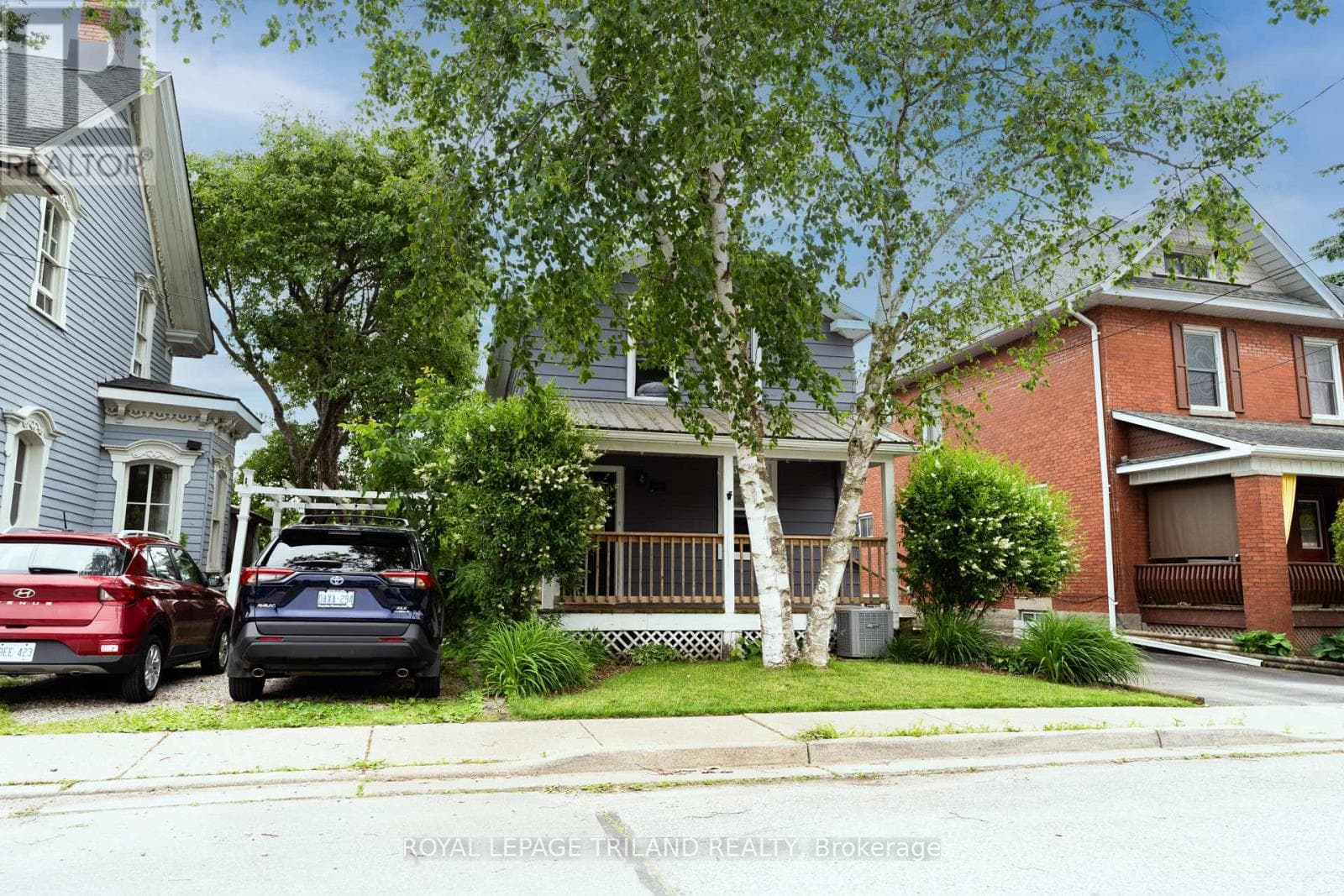 326 SMITH STREET photo 2