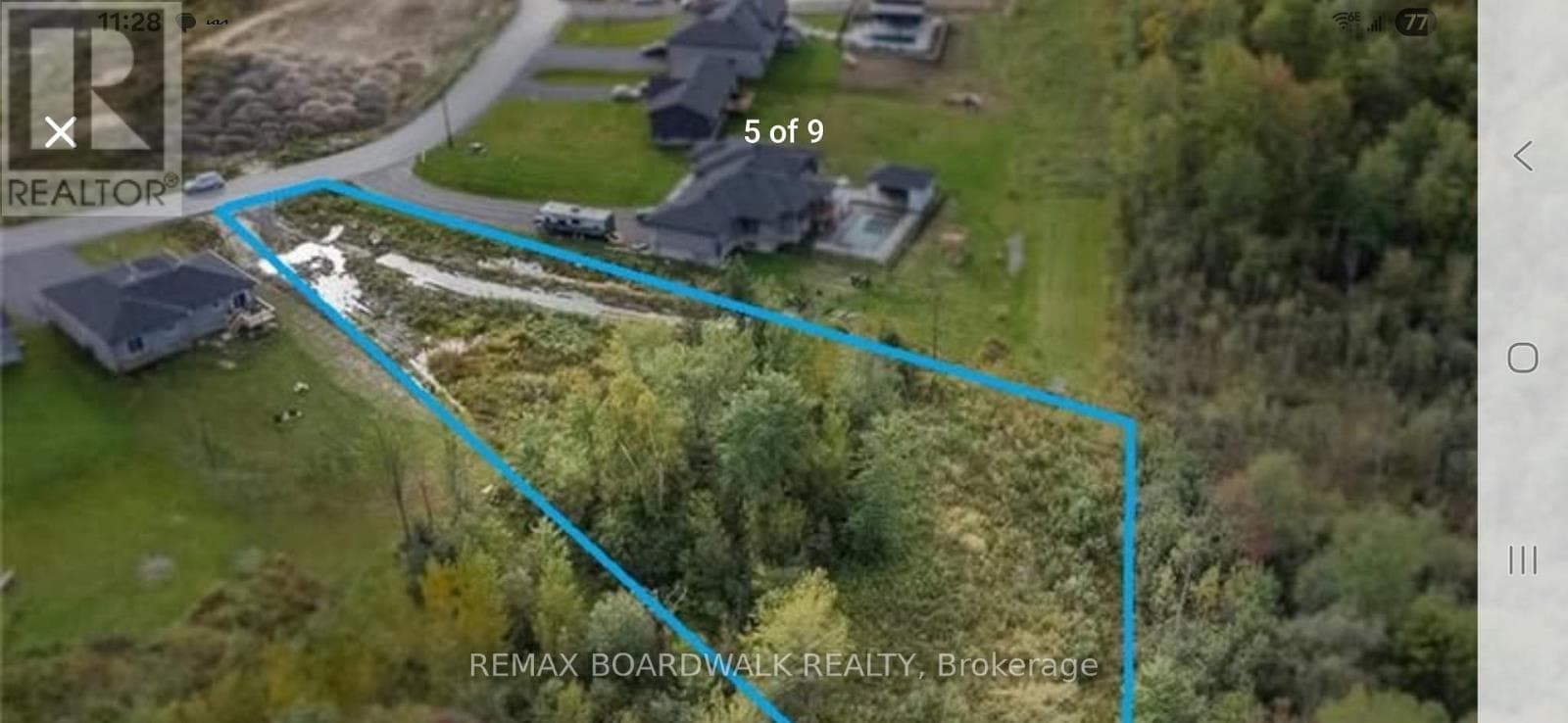 282 ROXANNE STREET photo 2