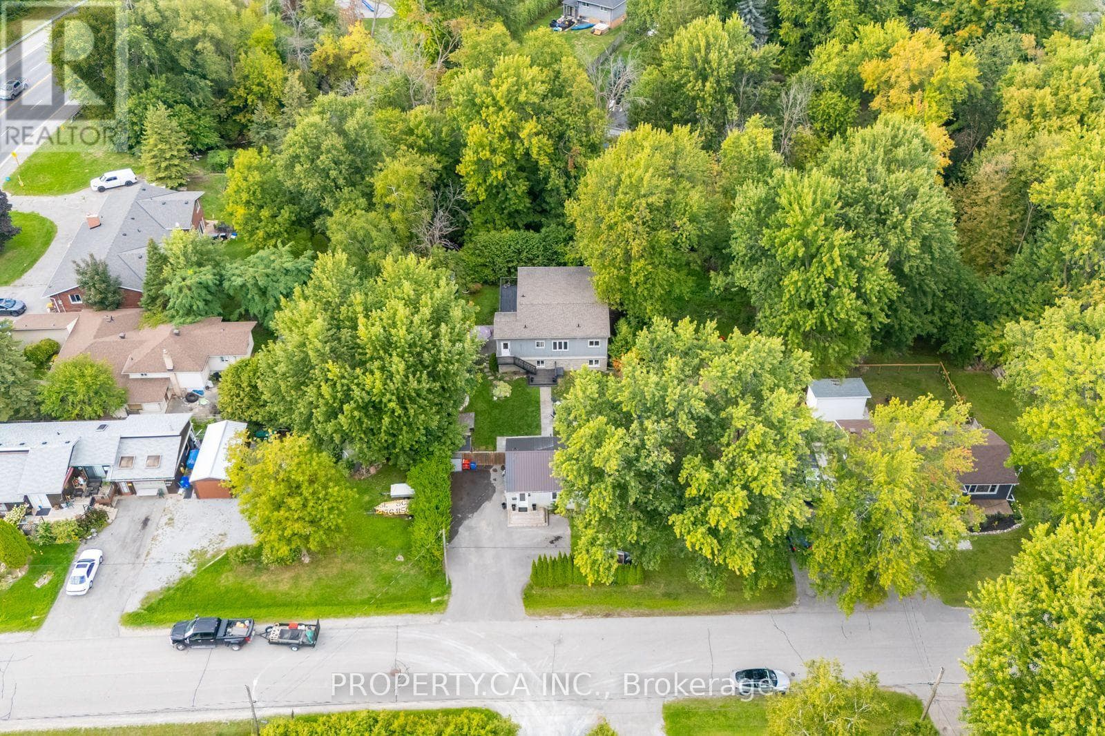 176 PLEASANT BOULEVARD photo 2