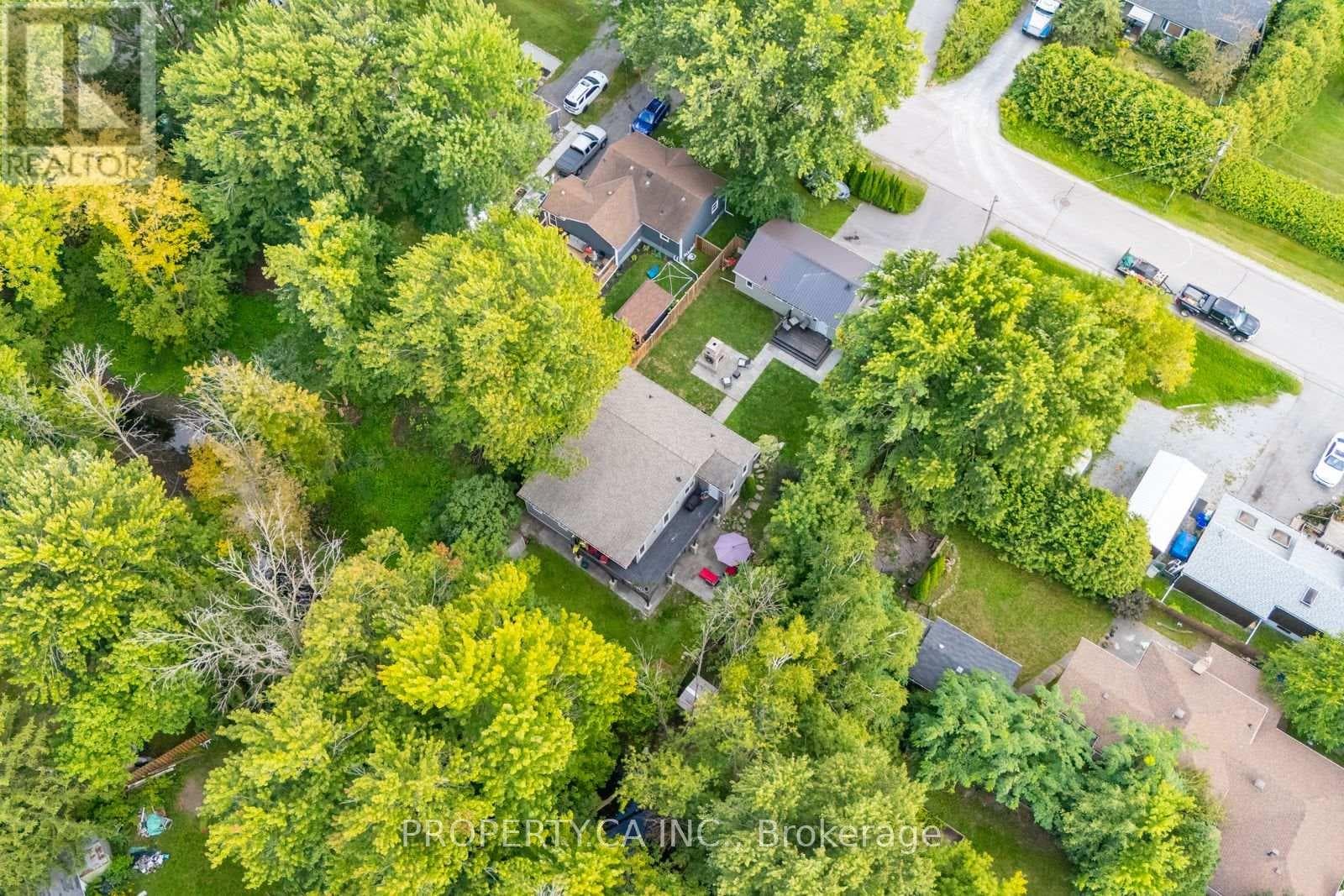 176 PLEASANT BOULEVARD photo 3